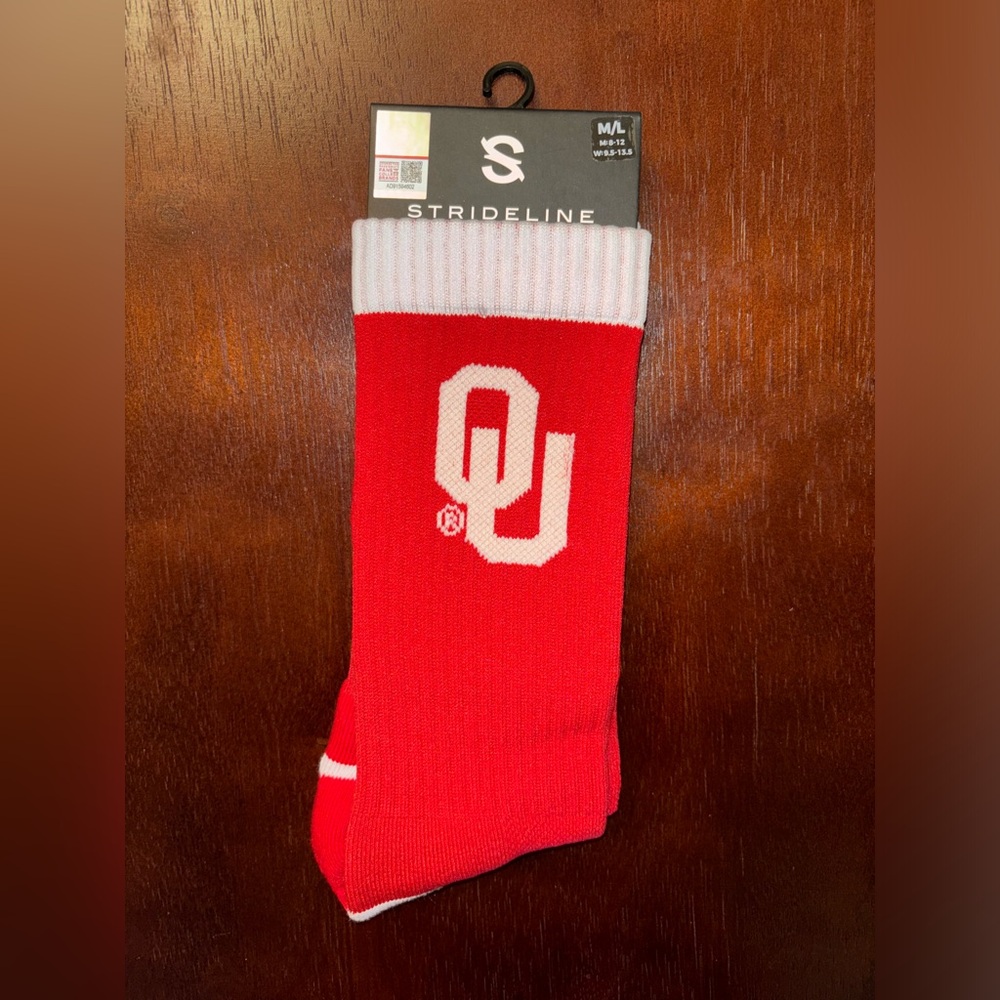 UNIVERSITY OF OKLAHOMA STRIDELINE CREW SOCKS NWT MEN’S SHOE SIZE 8-12